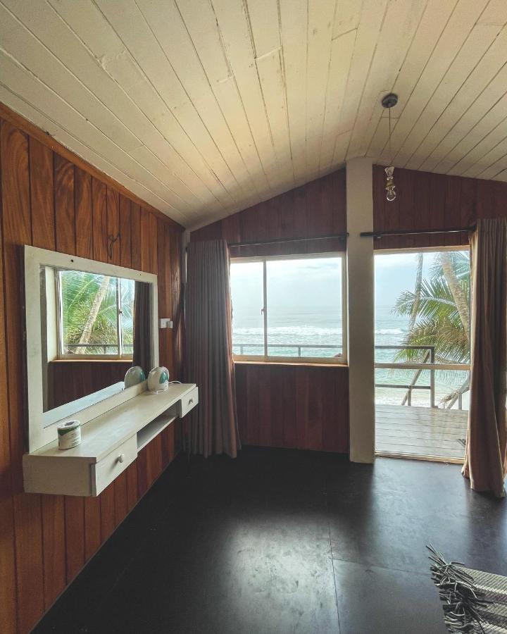 Why Not Guest House Hikkaduwa Exterior photo