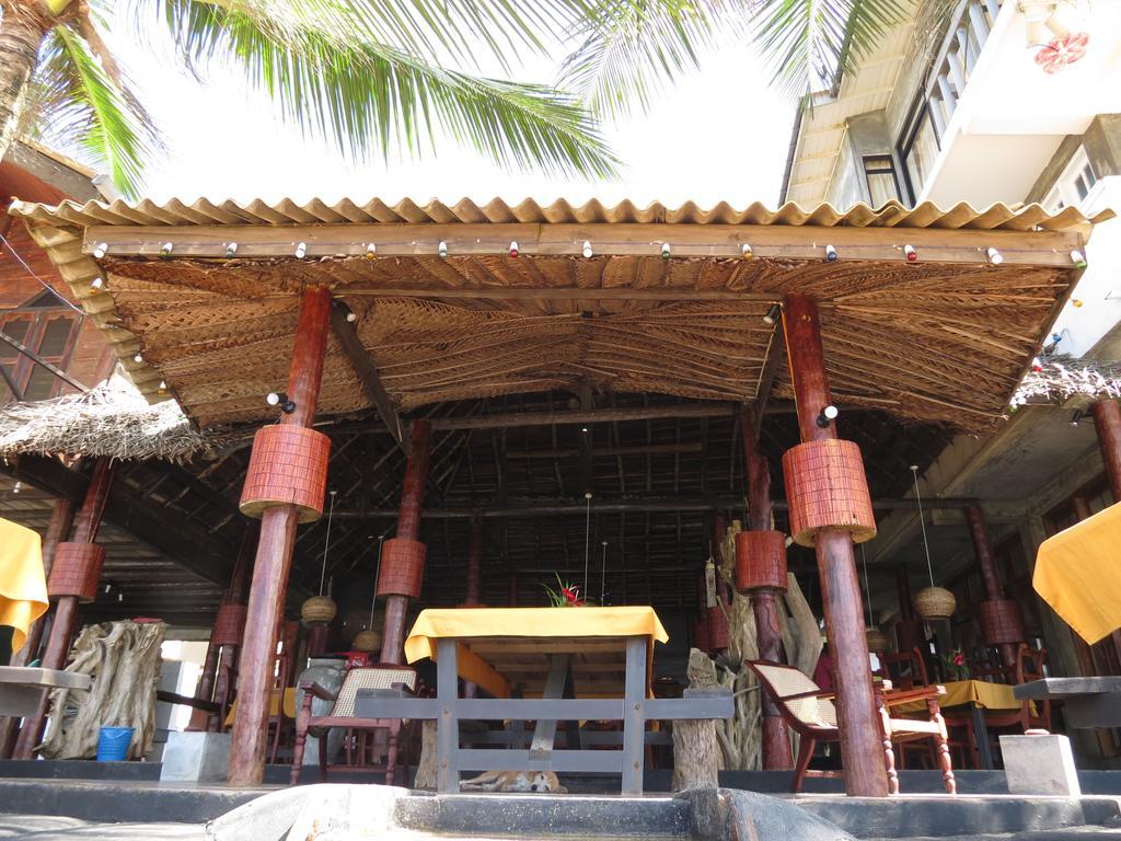 Why Not Guest House Hikkaduwa Exterior photo
